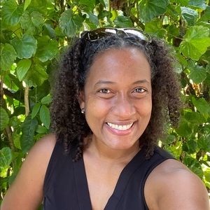 Meet your Posher, Kara-sue